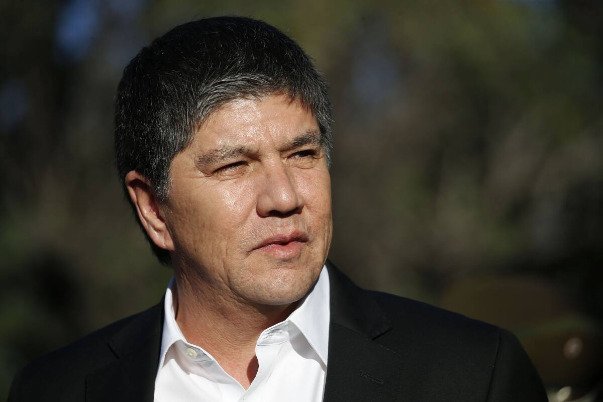 renunció a su cargo como subsecretario del Interior tras hacerse pública la denuncia en su contra.