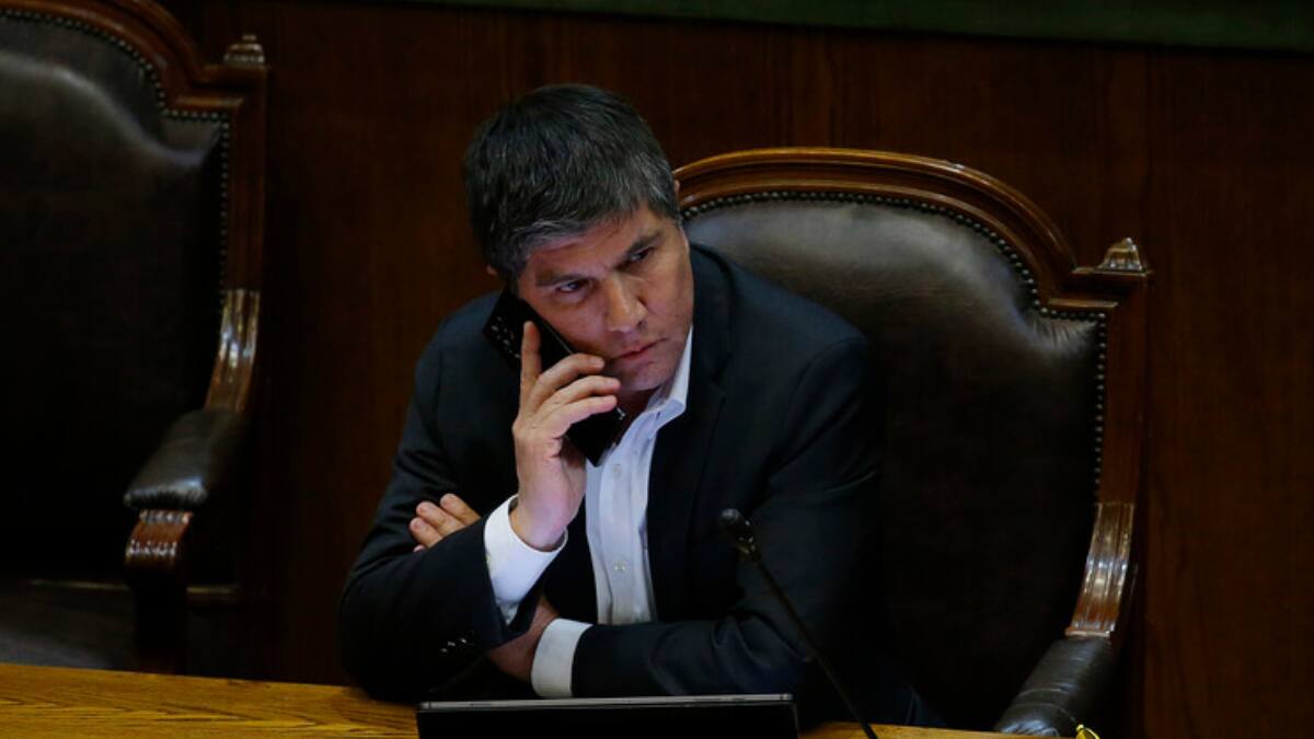 Partido Socialista suspende la militancia de Manuel Monsalve tras investigación por abuso sexual