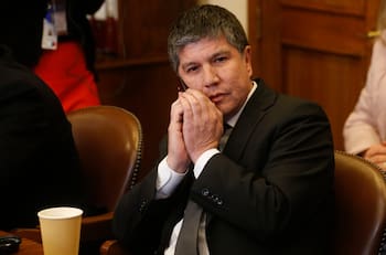 Denunciante de Manuel Monsalve está internada en un centro de salud