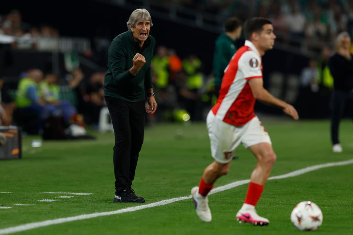 El entrenador se llenó de críticas. Foto: EFE.