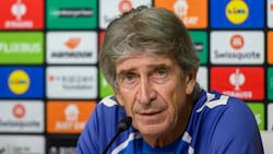 ¿Se acerca a La Roja?: Manuel Pellegrini vuelve a hacerle una finta a su renovación en el Betis