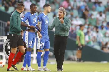 Confirmado: una de las figuras del Betis de Manuel Pellegrini jugará en el Barcelona