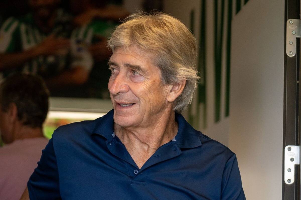 va por joven promesa del Borussia Dortmund.