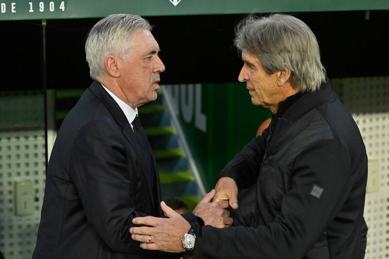 El entrenador chileno está cerca de ser el entrenador más ganador del Betis.