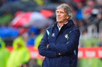 Manuel Pellegrini sigue con hambre en el Betis: le trajeron 5 refuerzos y espera 2 más