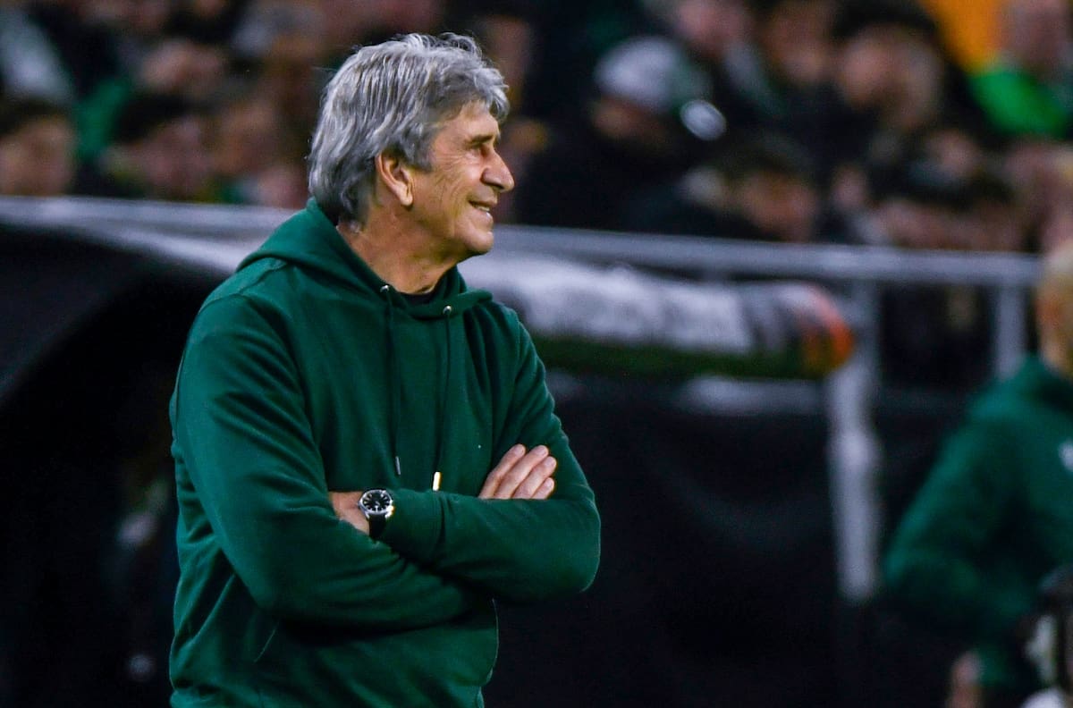 Manuel Pellegrini no se rinde: El delantero del Borussia Dortmund por el que el Real Betis insiste en el mercado