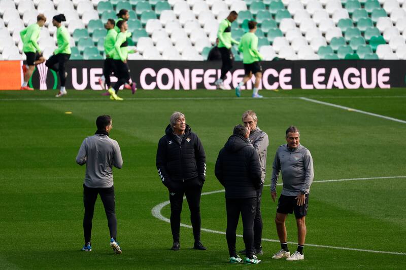 y el Betis van por la clasificación a la siguiente ronda de la Conference League. (Foto: EFE)