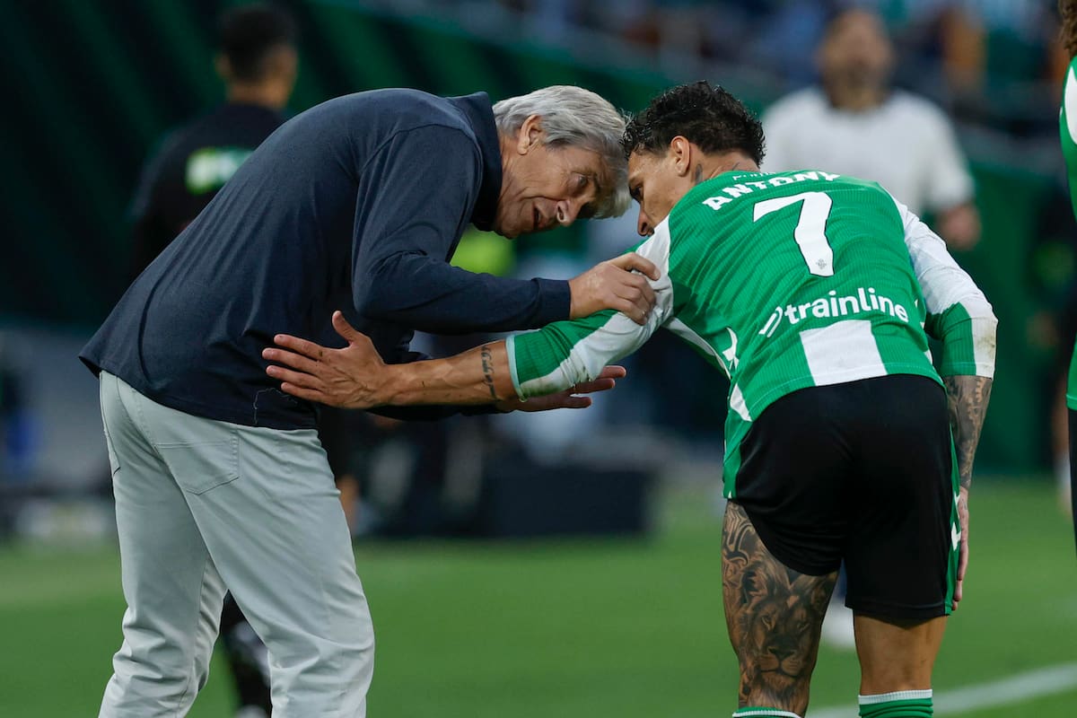Manuel Pellegrini en el Real Betis. EFE