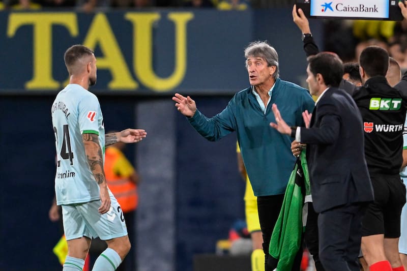 A sus 72 años, no está asegurada su continuidad en Betis. Foto: Agencia EFE.