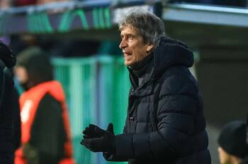 El Sporting de Lisboa golpea a Pellegrini y le arrebata al arquero titular del Betis