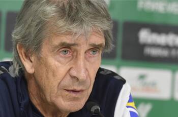 Manuel Pellegrini se cansa de Ricardo Rodríguez