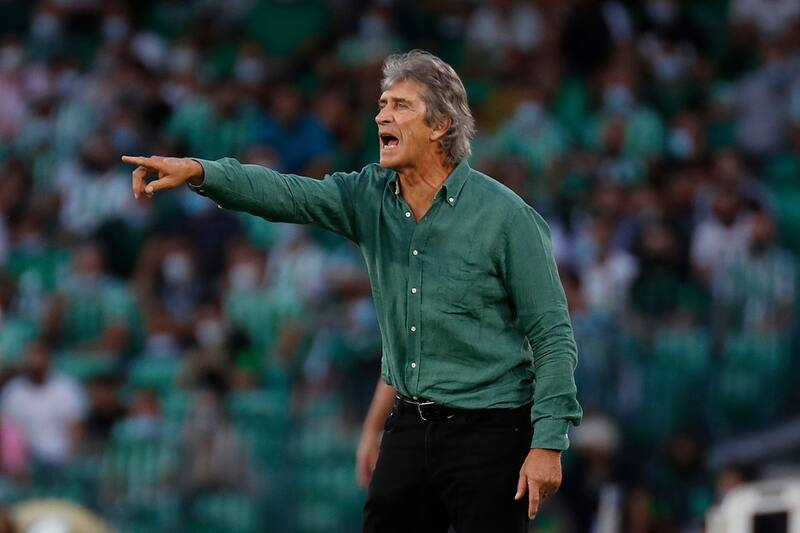 Fue reconocido por famoso hincha del Betis.