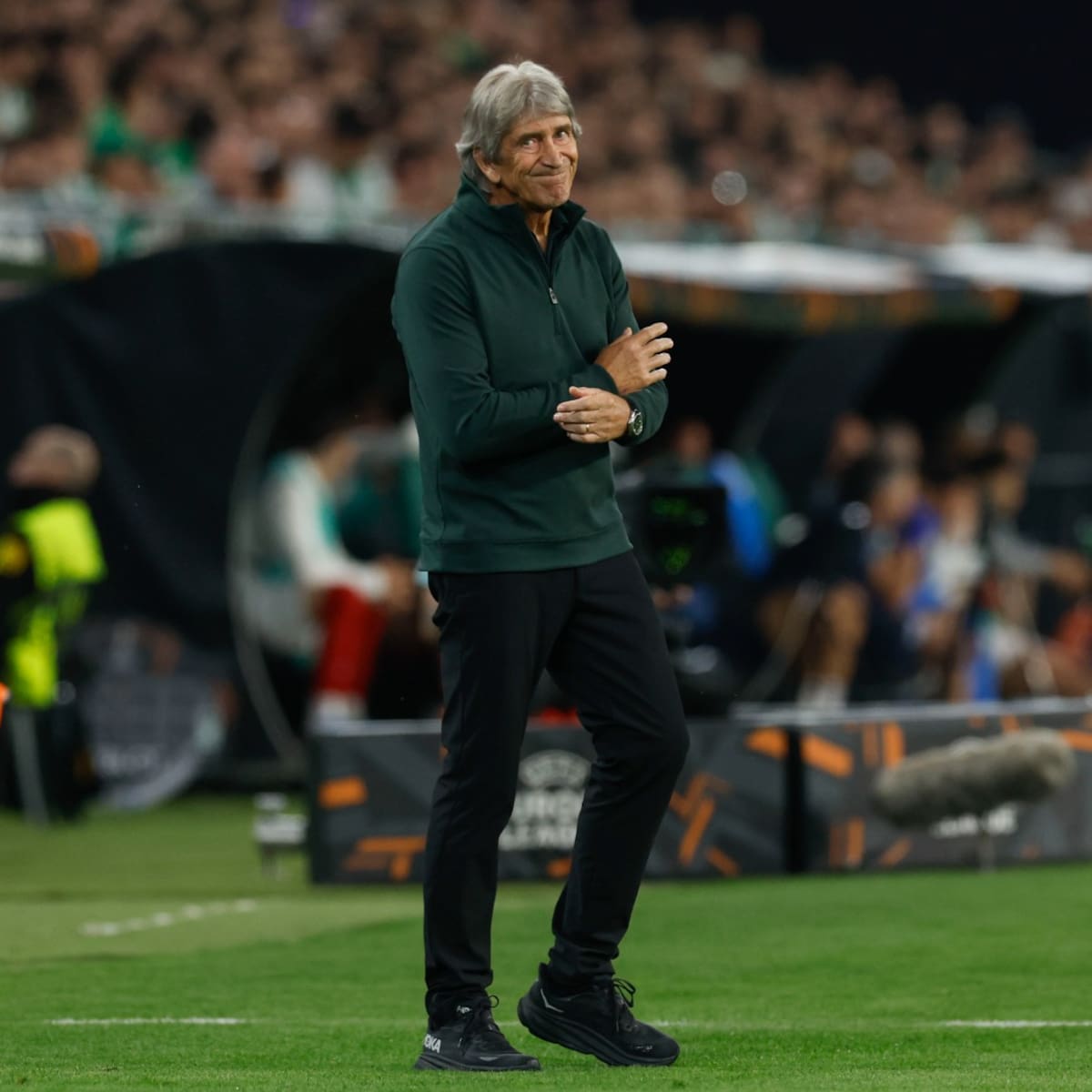 Papelón de Manuel Pellegrini en la Europa League: perdió un partido increíble y quedó eliminado