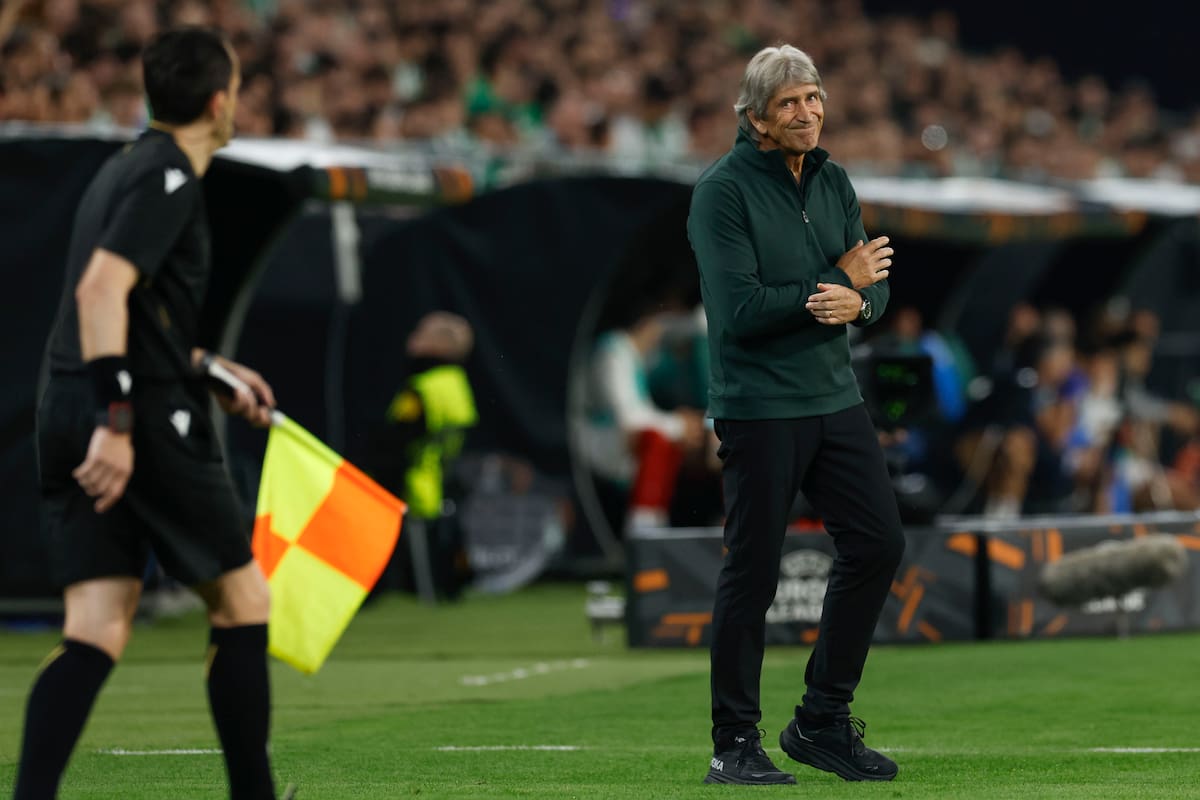El DT chileno vivió la peor de sus noches como entrenador del Betis. ¿Ciclo acabado?. Foto: Agencia EFE.