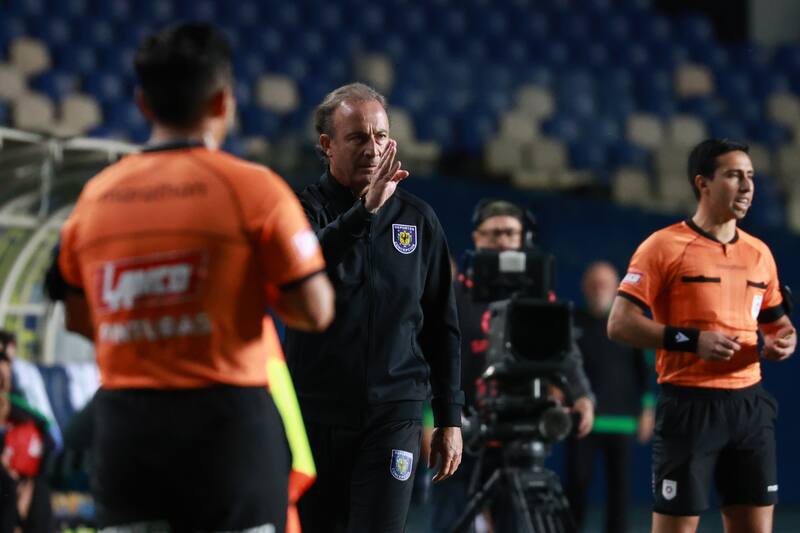 Apunta a tener mayor "tranquilidad" para abrochar los partidos. /Photosport