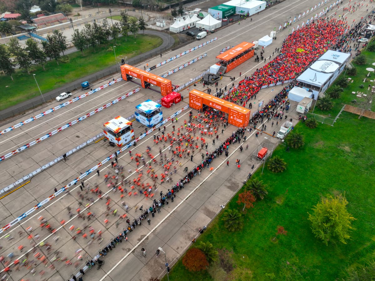 La Maratón de Santiago se desarrollará con más de 30 mil participantes.