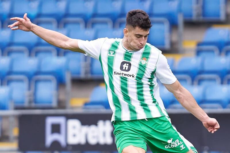 El volante otra vez será baja en el Betis.