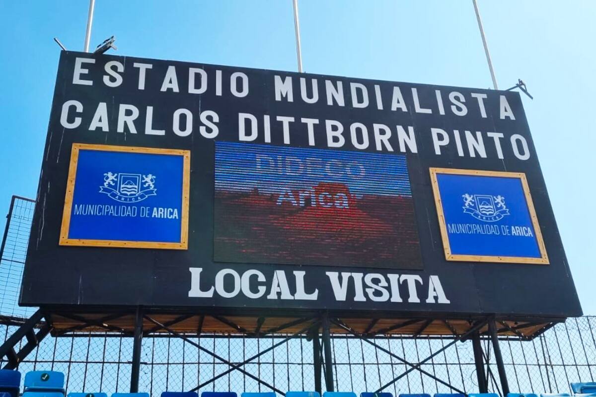 Así luce el nuevo marcador estadio Carlos Dittborn.