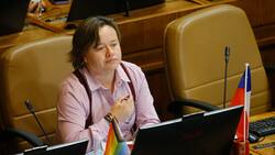 ¿Quién es Marcela Riquelme, la diputada del Frente Amplio acusada de abuso sexual?