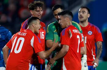 “Lo queremos pero no creemos que se pueda lograr”: equipo europeo se baja de la carrera por fichar a titular en La Roja
