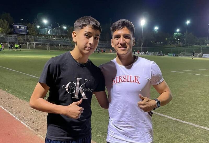 Marcelino Núñez compartió junto a su hermano Bastián en Deportes Colina. Foto: Instagram