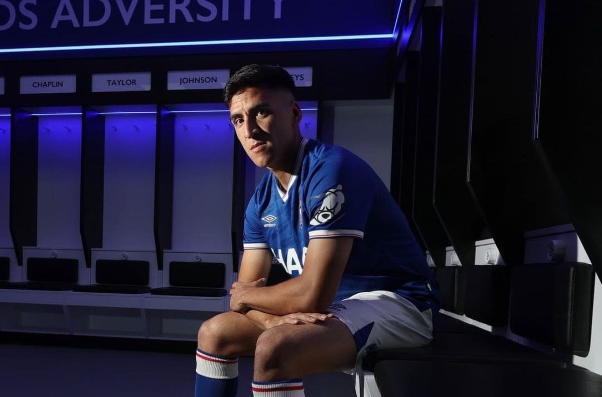 De ídolo a ‘traidor’: Marcelino Núñez rompe con 25 años de historia en Inglaterra