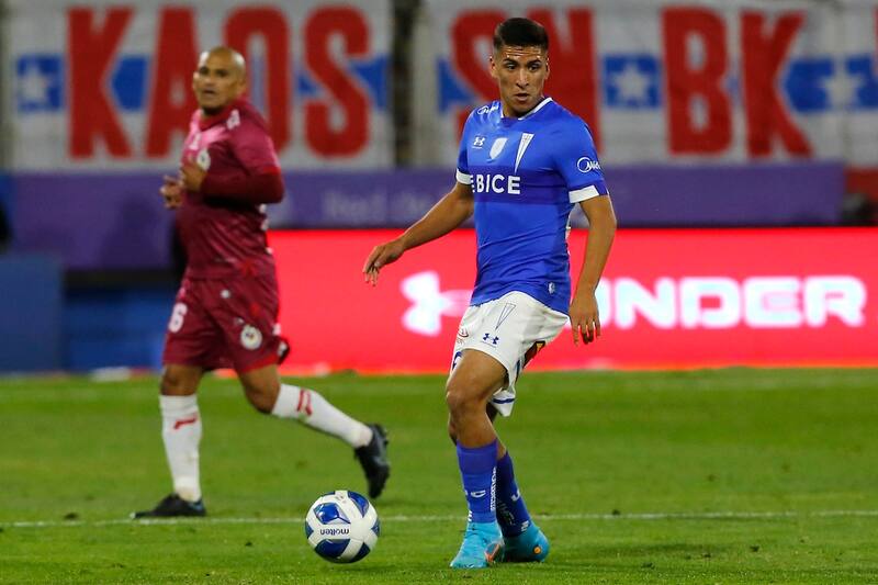 Esta es la camiseta de la UC usada en 2022 que es muy similar a la que actualmente luce en el Ipswich Town.