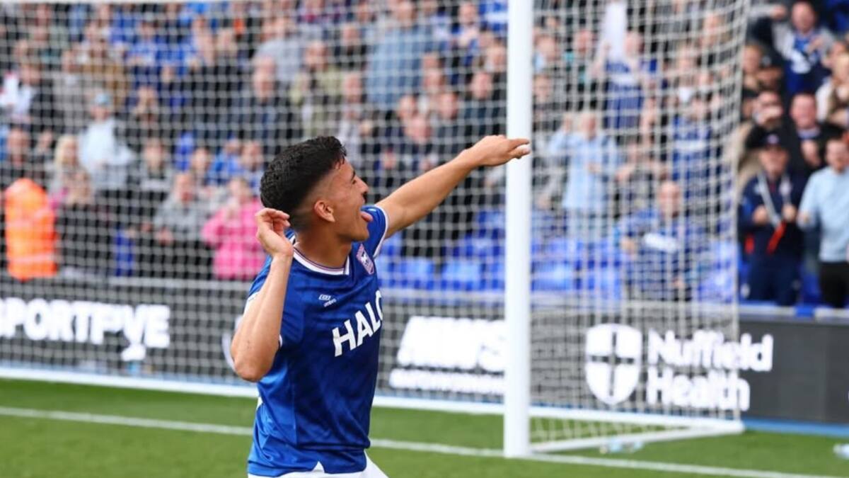 Marcelino Núñez pinta para titular en el partido con más morbo de su carrera