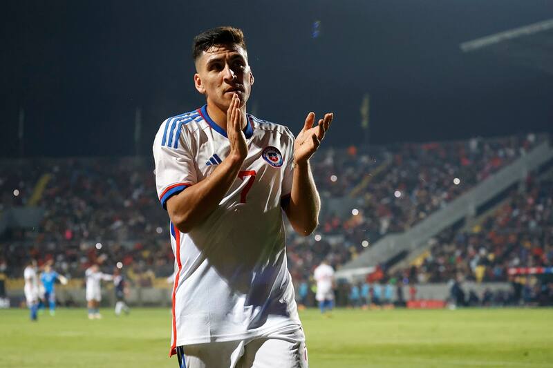 con la Selección Chilena. Agencia Aton