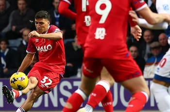 VIDEOS | Marcelino Núñez se despacha un doblete en contundente victoria del Ipswich Town