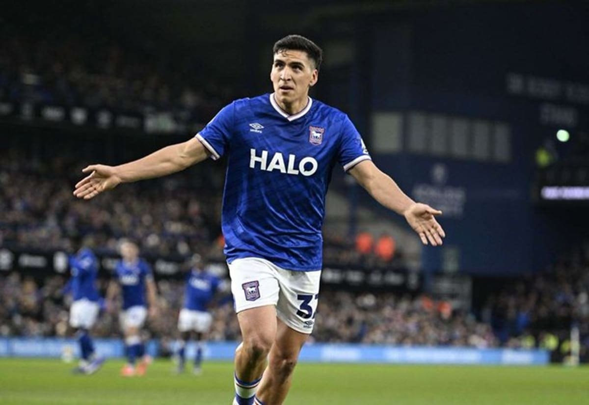 está muy cerca del ascenso a Premier League.