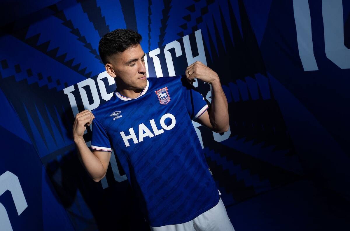 “Jura tu lealtad”: el provocador video con que Ipswich Town presentó a Marcelino Núñez