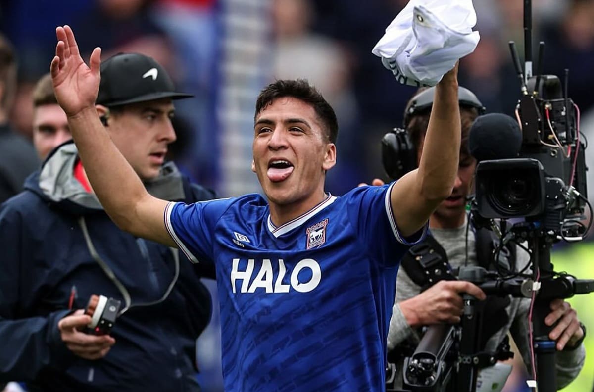 VIDEO | De “traidor” a referente: Marcelino Núñez ya es genio y figura en Ipswich