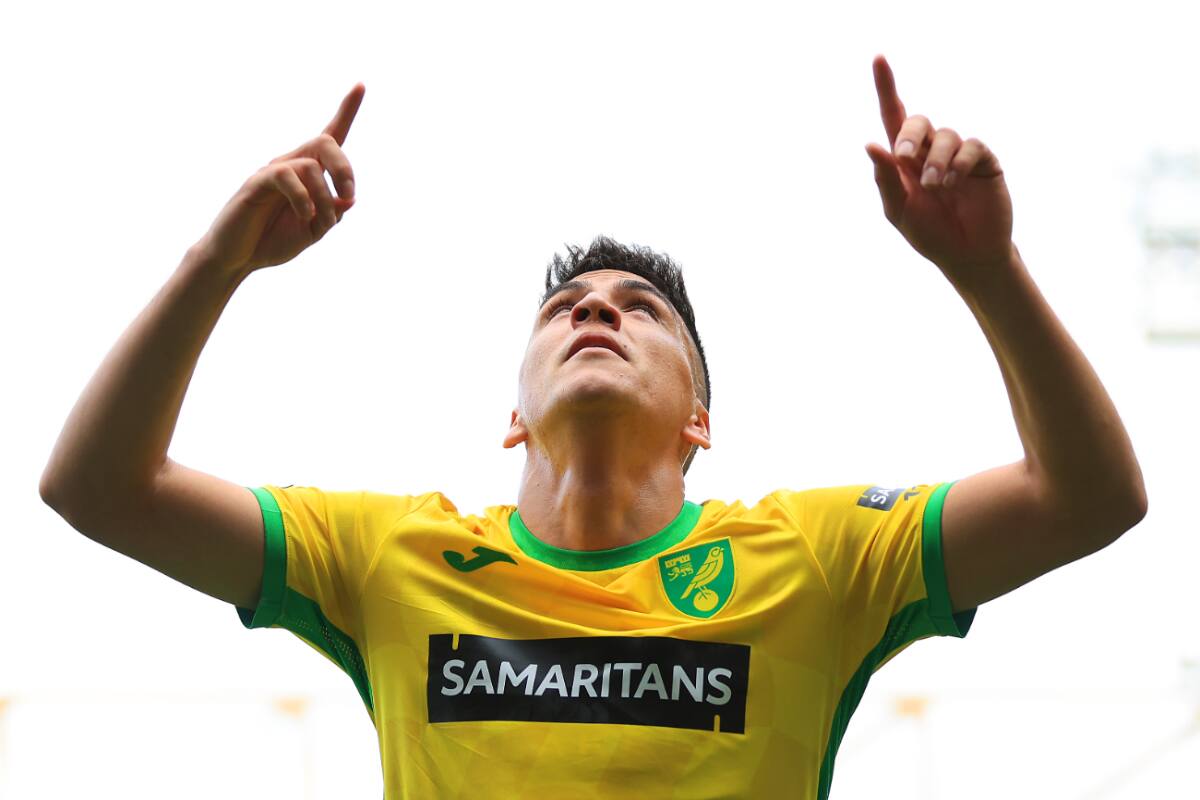 se ha consolidado en el Norwich City con sus recientes presentaciones. (Foto: @NorwichCityFC)