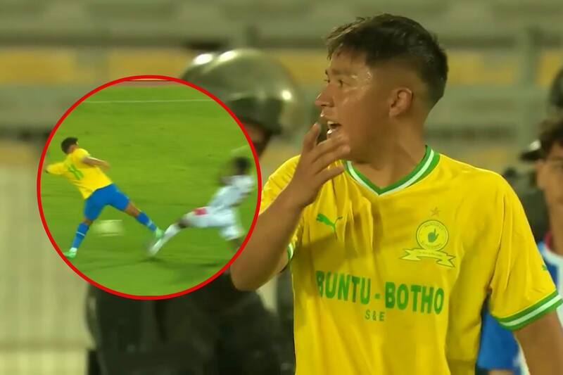 El chileno Marcelo Allende fue expulsado en la Champions League de África por una violenta infracción.
