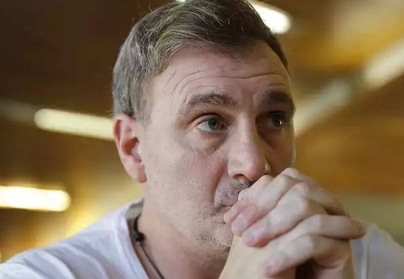 El ídolo de Colo Colo contó qué le dijo el recordado delantero "Cruzado" en camarines.