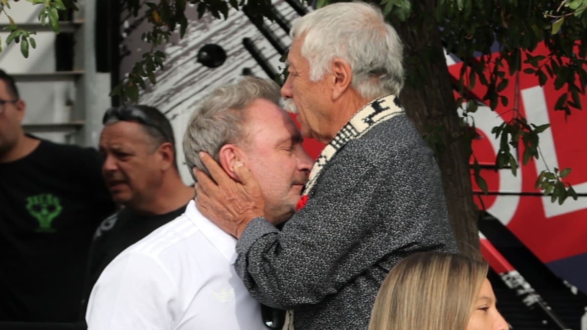 “El colocolino siempre ayuda”: el maravilloso gesto de Marcelo Barticciotto con hincha albo