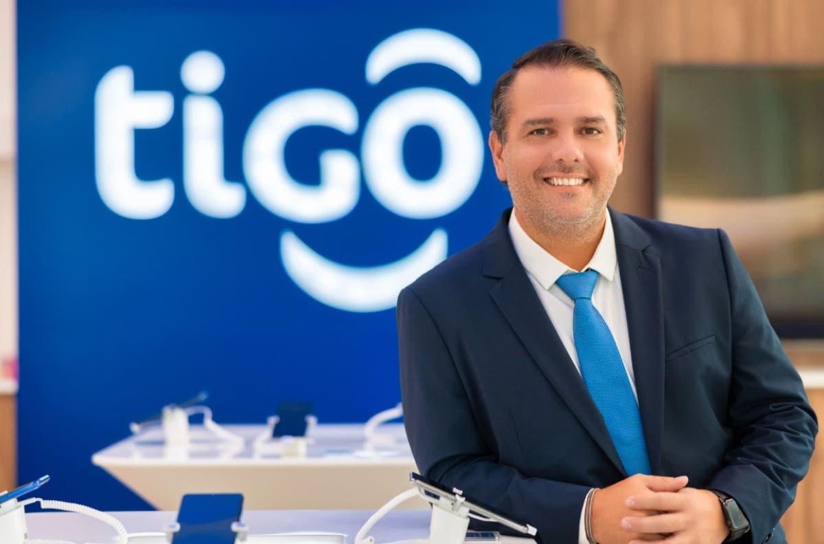 “Chile es un lujo”: Ejecutivo de Millicom habla de precios y cuándo se implementará la marca Tigo en el país