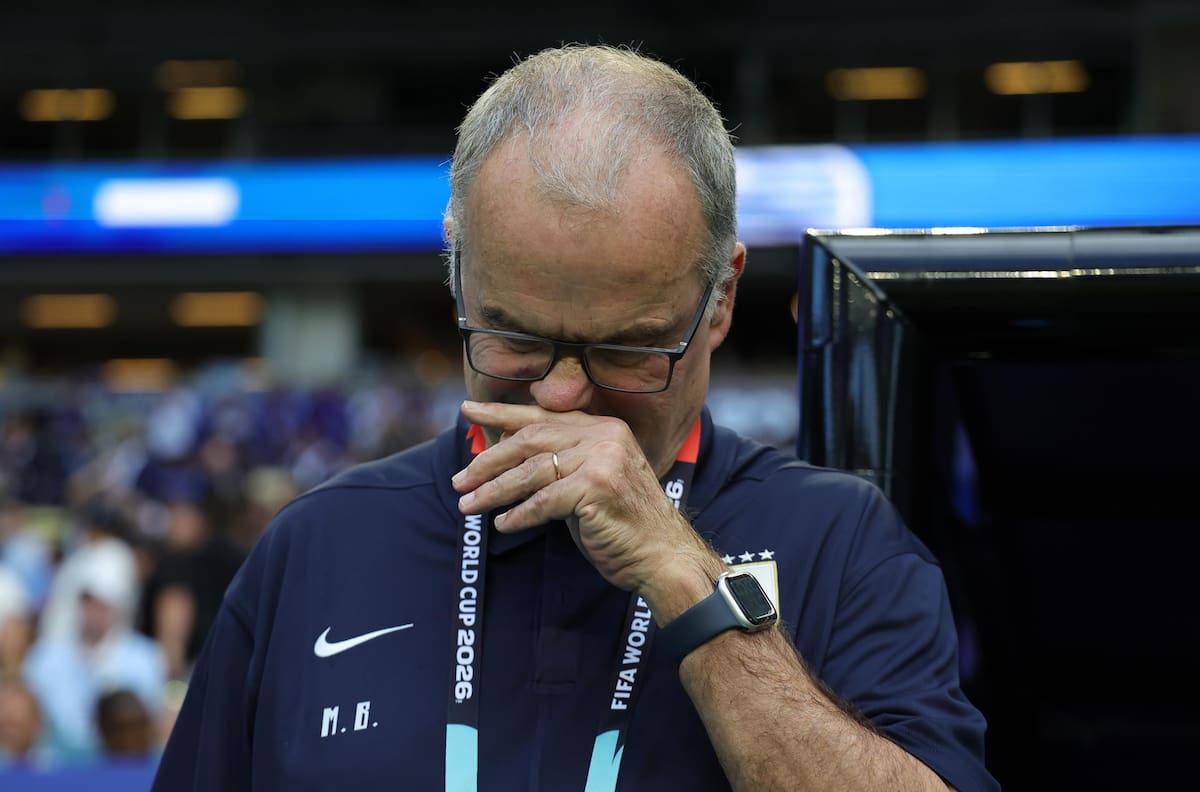 “Se agarra los millones y se va”: El escandaloso “golpe de Estado” que proponen en Uruguay contra Marcelo Bielsa