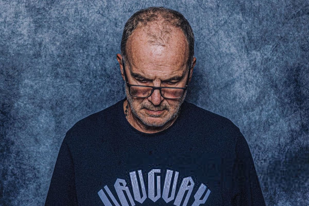 El entrenador de Uruguay en la sesión de fotos del Mundial 2026.