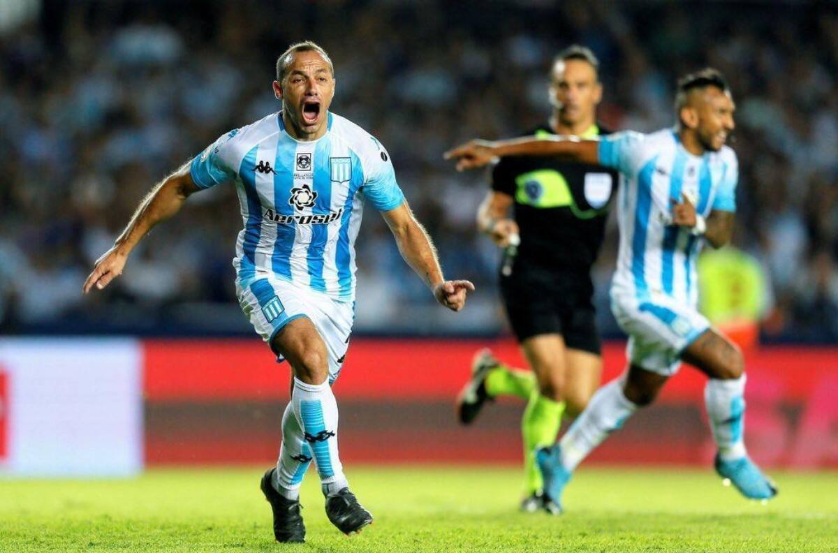 Presidente de Racing: "No creo que Marcelo Díaz se vaya en este mercado de pases"