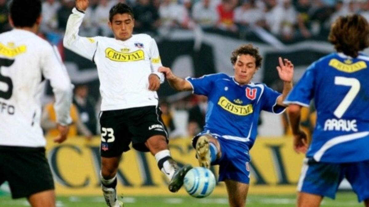 le envió un mensaje desde la U al Colo Colo de Arturo Vidal.