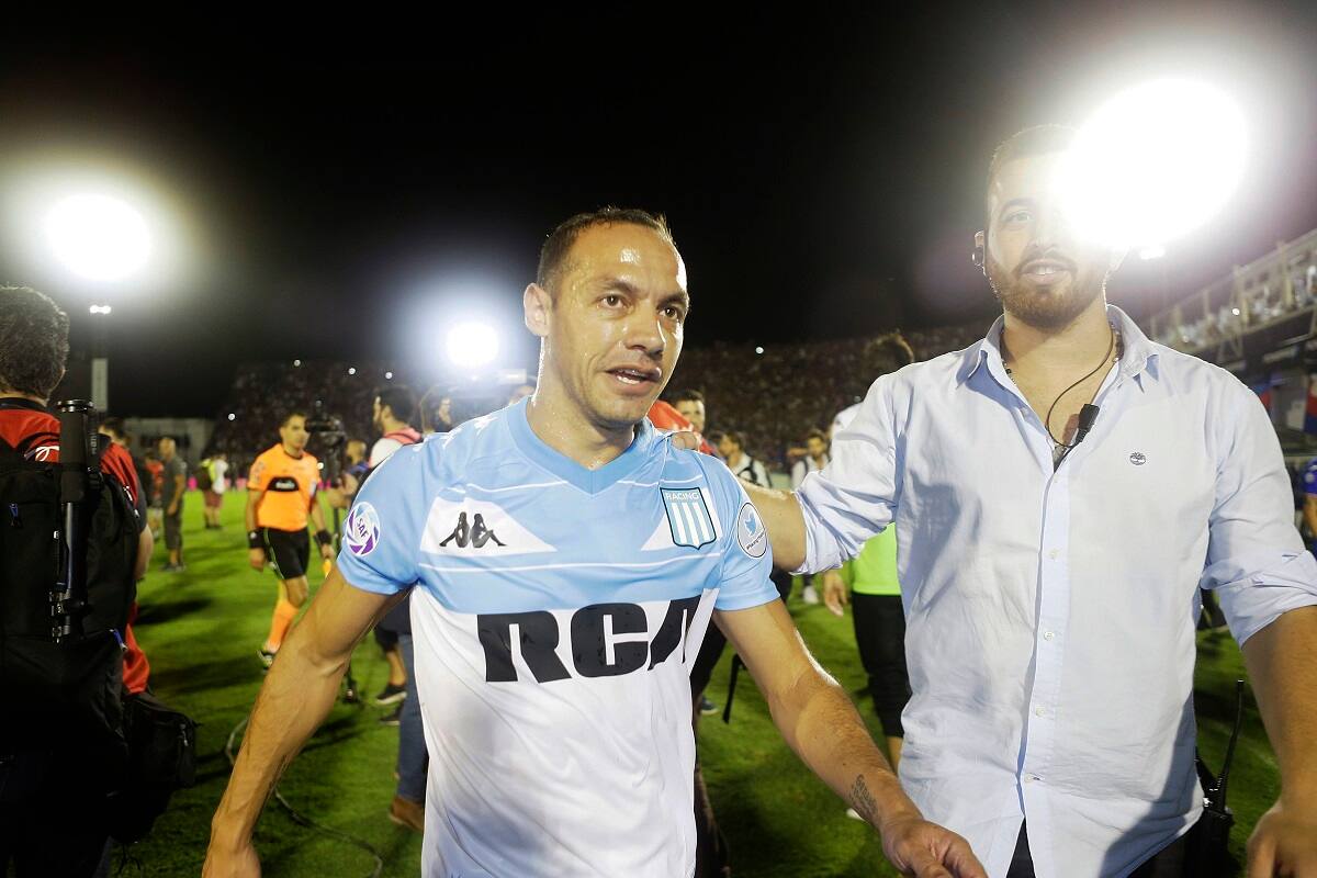 viajó a Asunción para la final de la Copa Sudamericana entre su exequipo, Racing, y Cruzeiro.