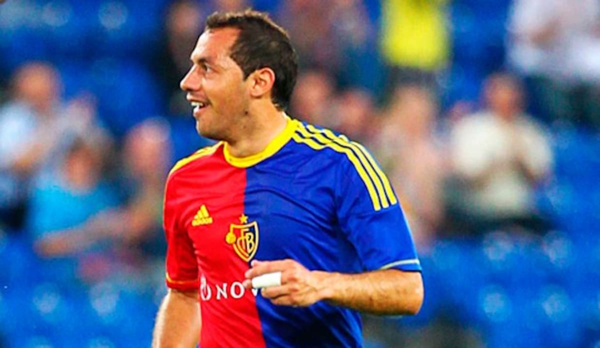 Marcelo Díaz jugó desde 2012 hasta 2015 en el Basilea de Suiza