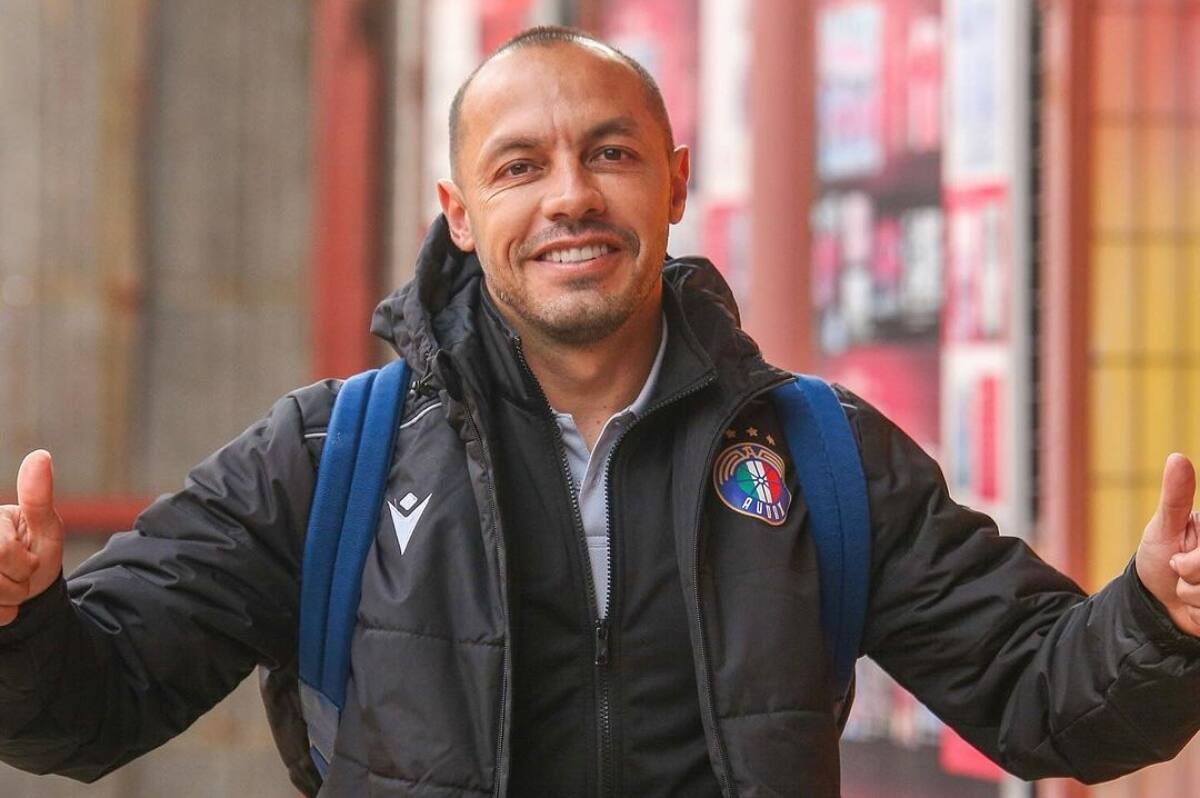 Marcelo Díaz arribando al Estadio Santa Laura para enfrentar a la U. Foto: Audax Italiano.