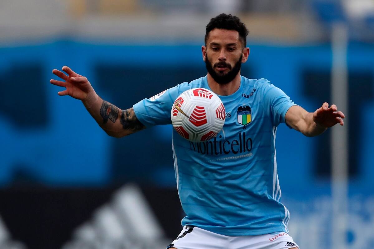 alista su retorno al fútbol chileno.