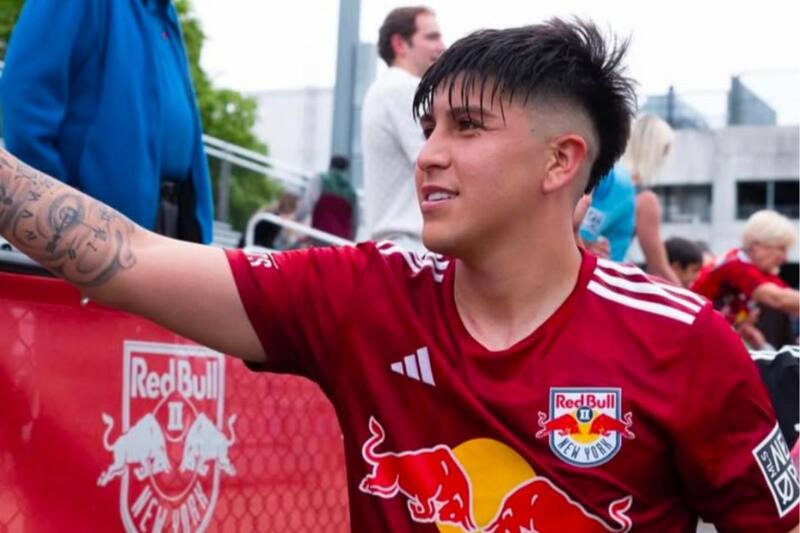 sumando sus primeros minutos en la MLS.