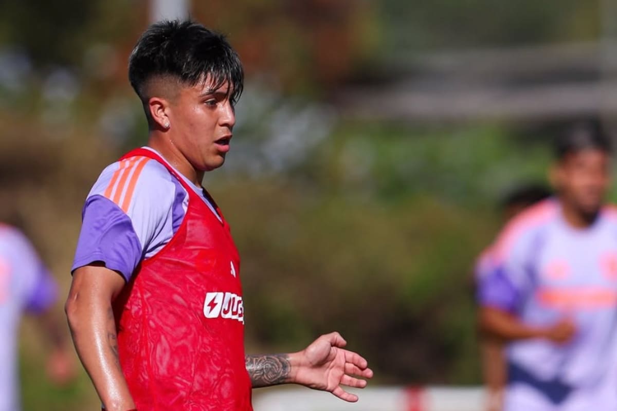 El defensor en la U. Foto: @udechile.