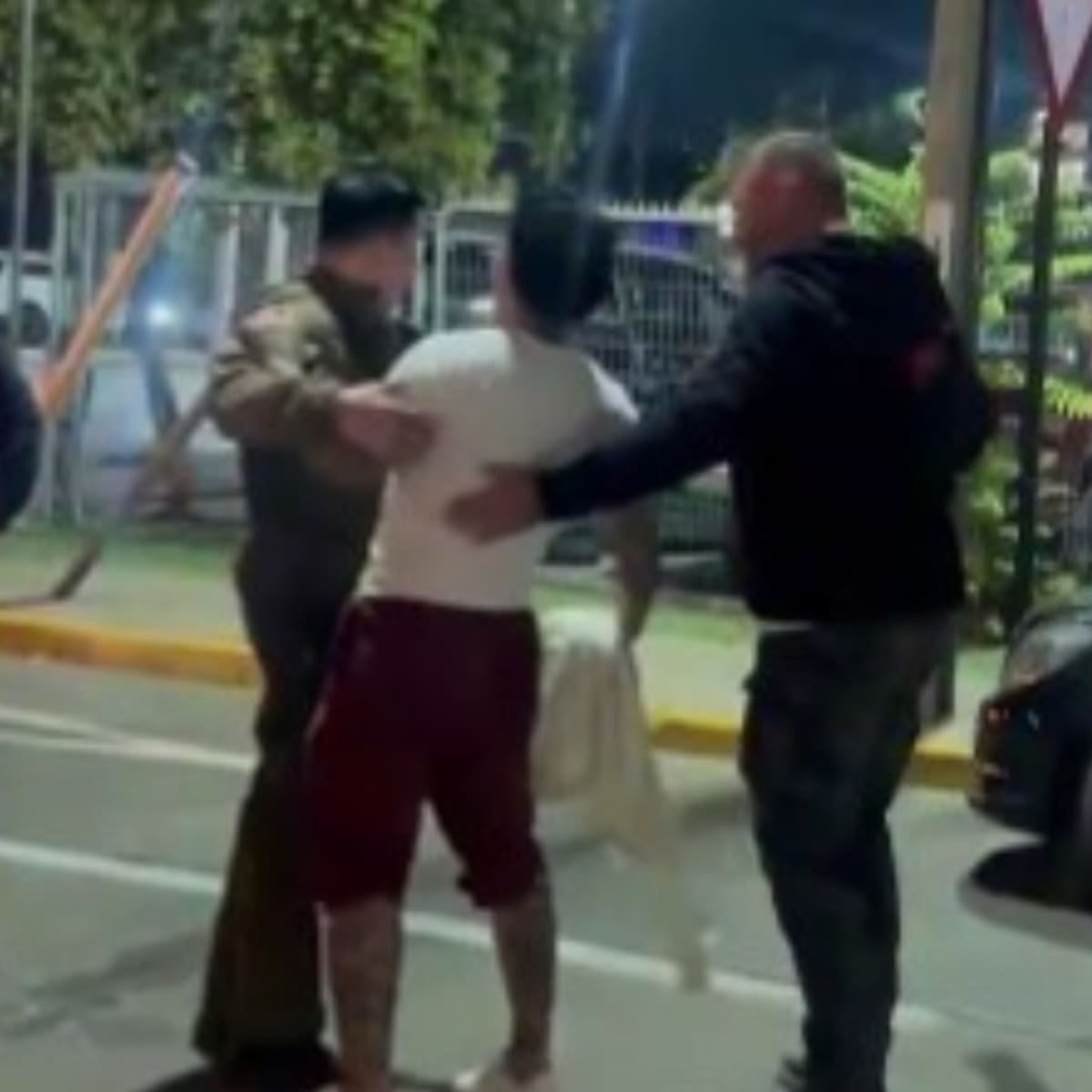 VIDEO | Amenazando borracho: Chino Ríos protagoniza escándalo en bar de Vitacura