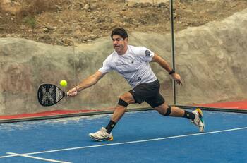 VIDEO | Con cracks del fútbol chileno: así se vivió el Leyendas en Pádel